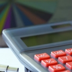 Finansal tüketicilerden alınacak fiyatlara ait düzenleme Resmi Gazete’de