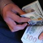Özgür piyasada döviz açılış fiyatları (04.01.2024)